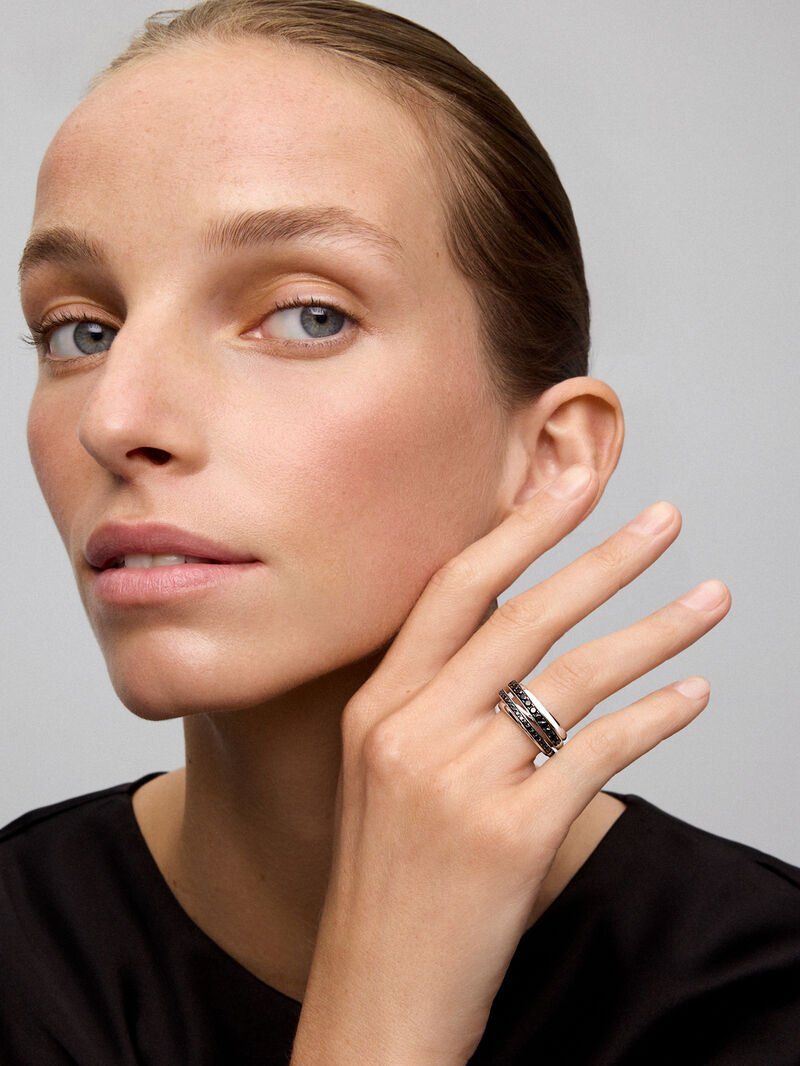 927 Silver Ring with Black Spinel Pavé image number 2