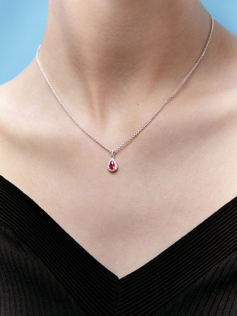 18K white gold pendant with red ruby ​​in 0.7 cts and white diamonds in bright 0.13 cts image number 3