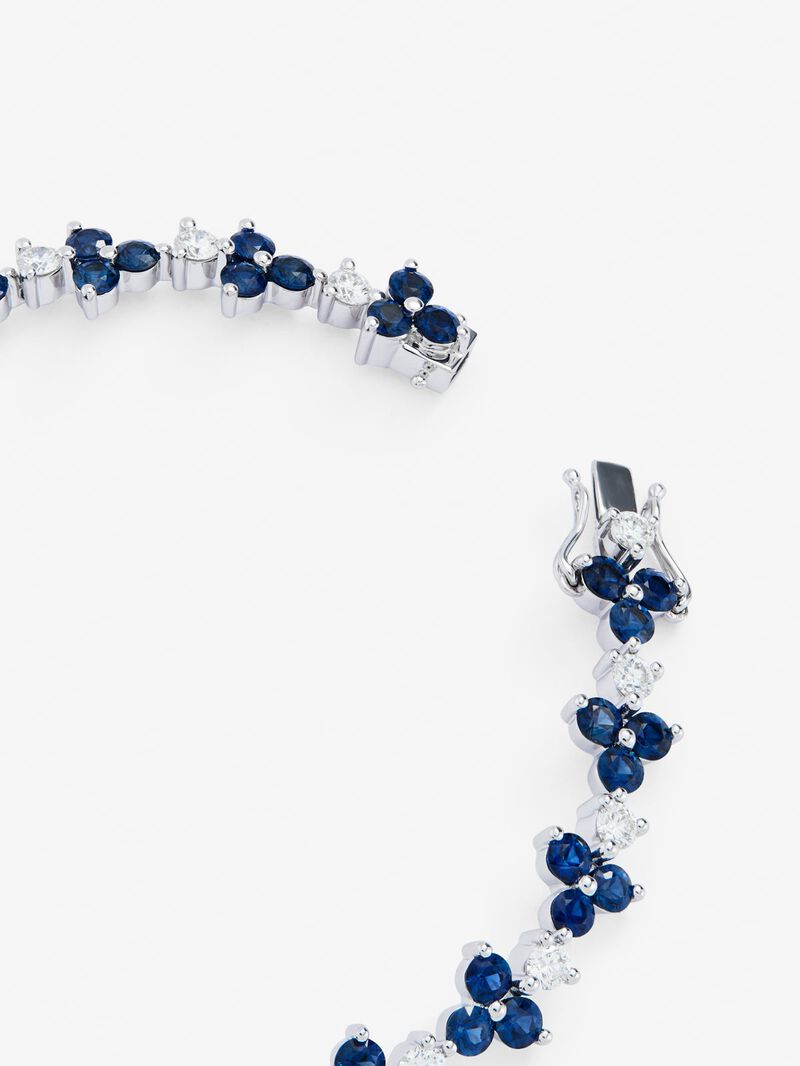 18K White Gold Rivière bracelet with Blue Zafiros in Blind Size 6.62 cts and White Diamonds in Bright Size of 2.85 CTS image number 4