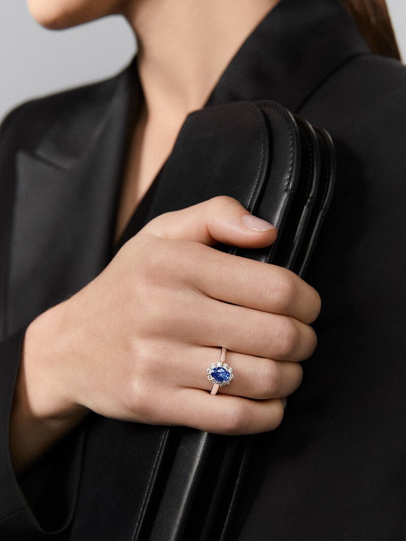 18K White Gold Ring with Azul Blue Sap image number 3