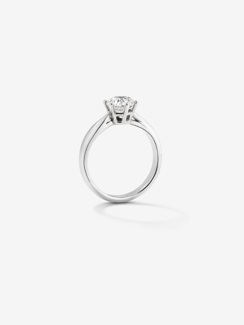 18K white gold compromise ring with 2 carat central diamond image number 2