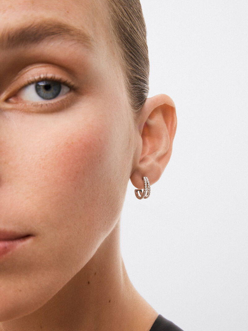 18K white gold double hoop earrings with 44 brilliant-cut diamonds with a total of 0.41 cts image number 4