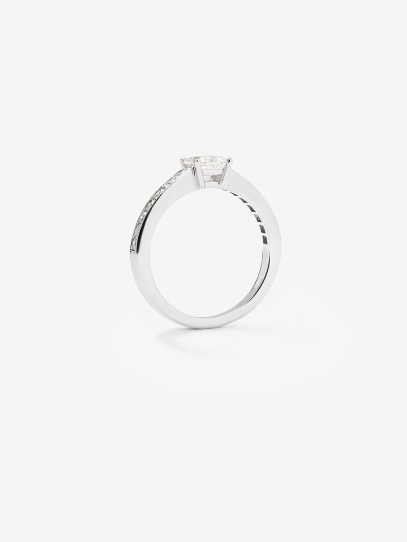 18K white gold ring with white diamonds in 1.03 cts princess size image number 4