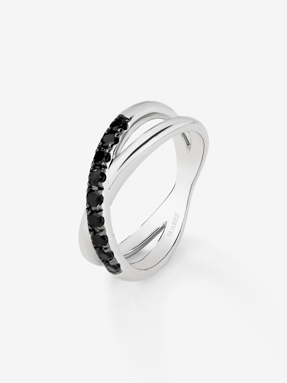 925 silver cross ring with 9 brilliant-cut black spinels with a total of 0.24 cts
