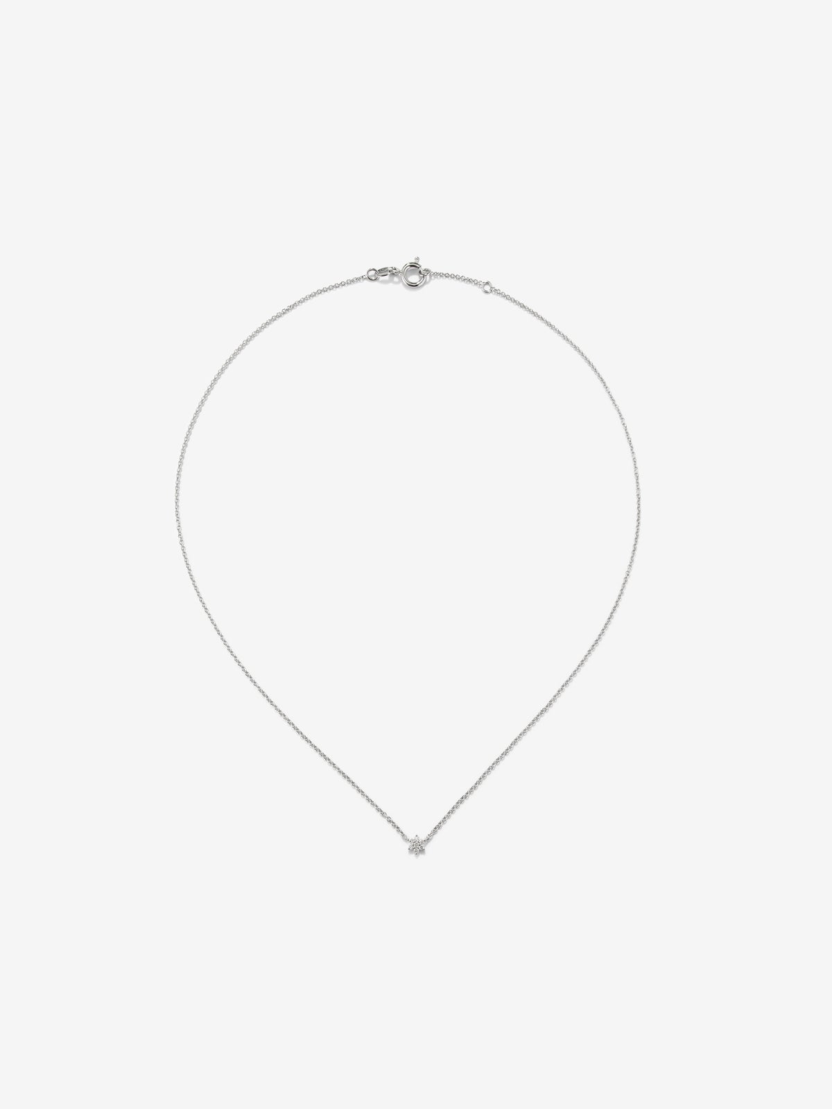 18k white gold pendant and diamonds in bright size of 0.08 cts and star shape