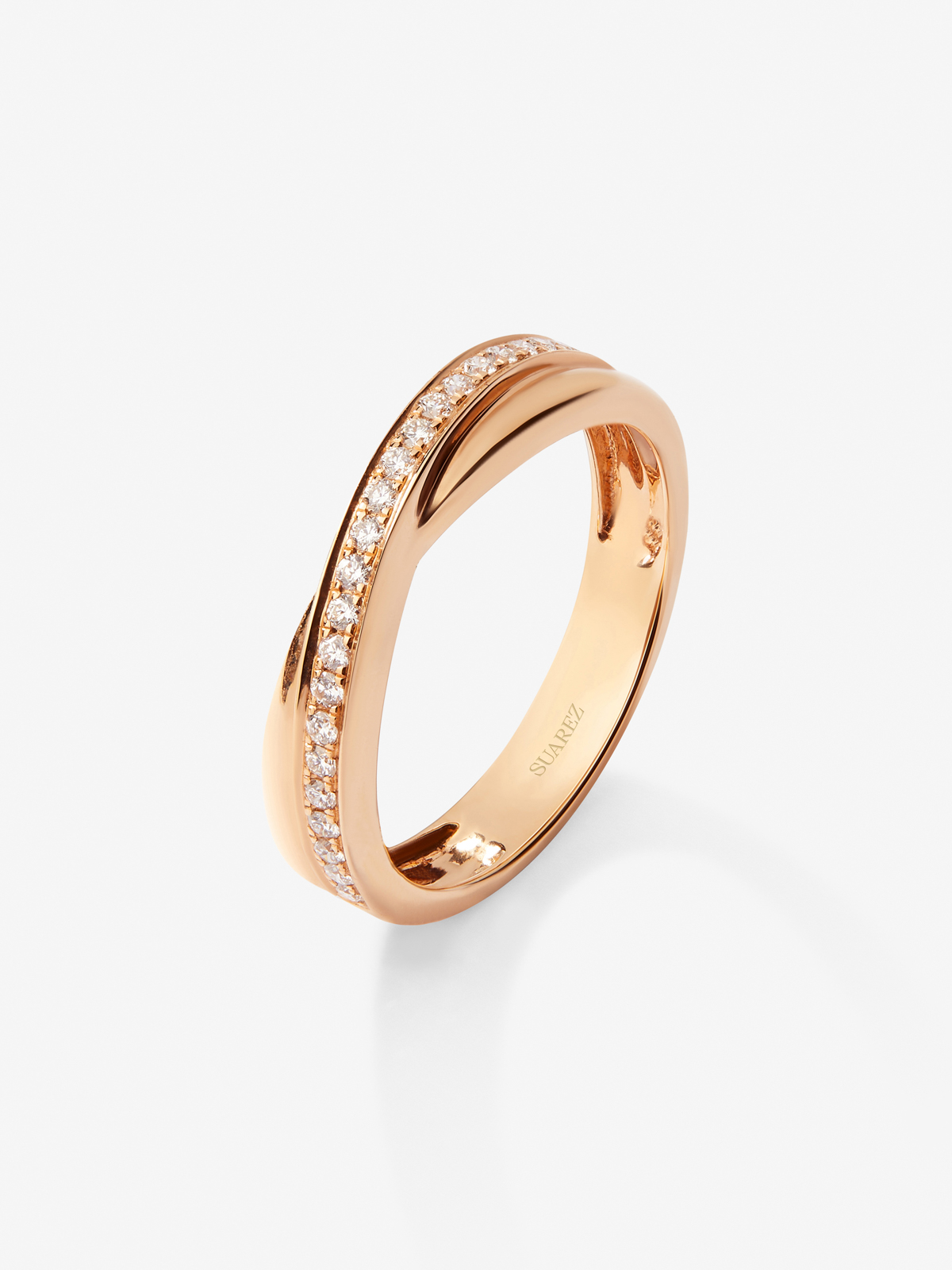18K rose gold cross ring with 23 brilliant-cut diamonds with a total of 0.18 cts