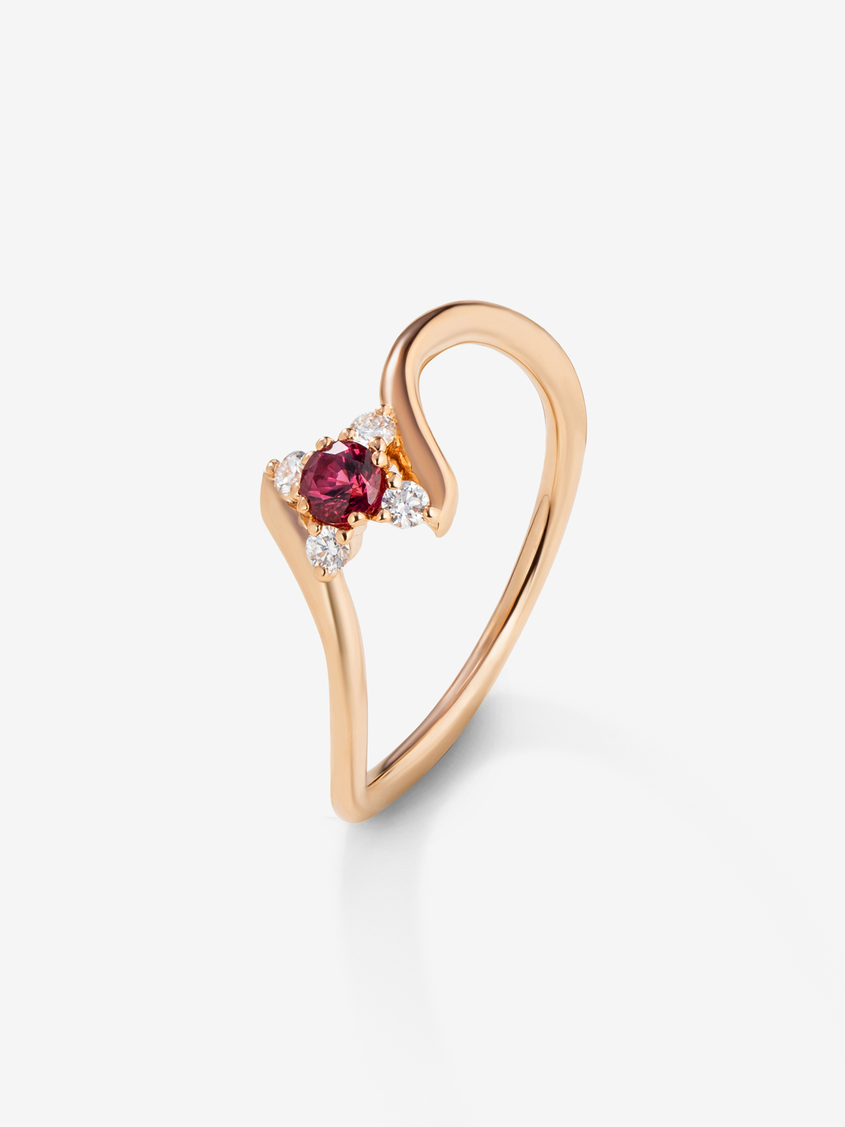 18K rose gold ring with brilliant cut ruby ​​of 0.14 and 4 brilliant cut diamonds with a total of 0.08 cts