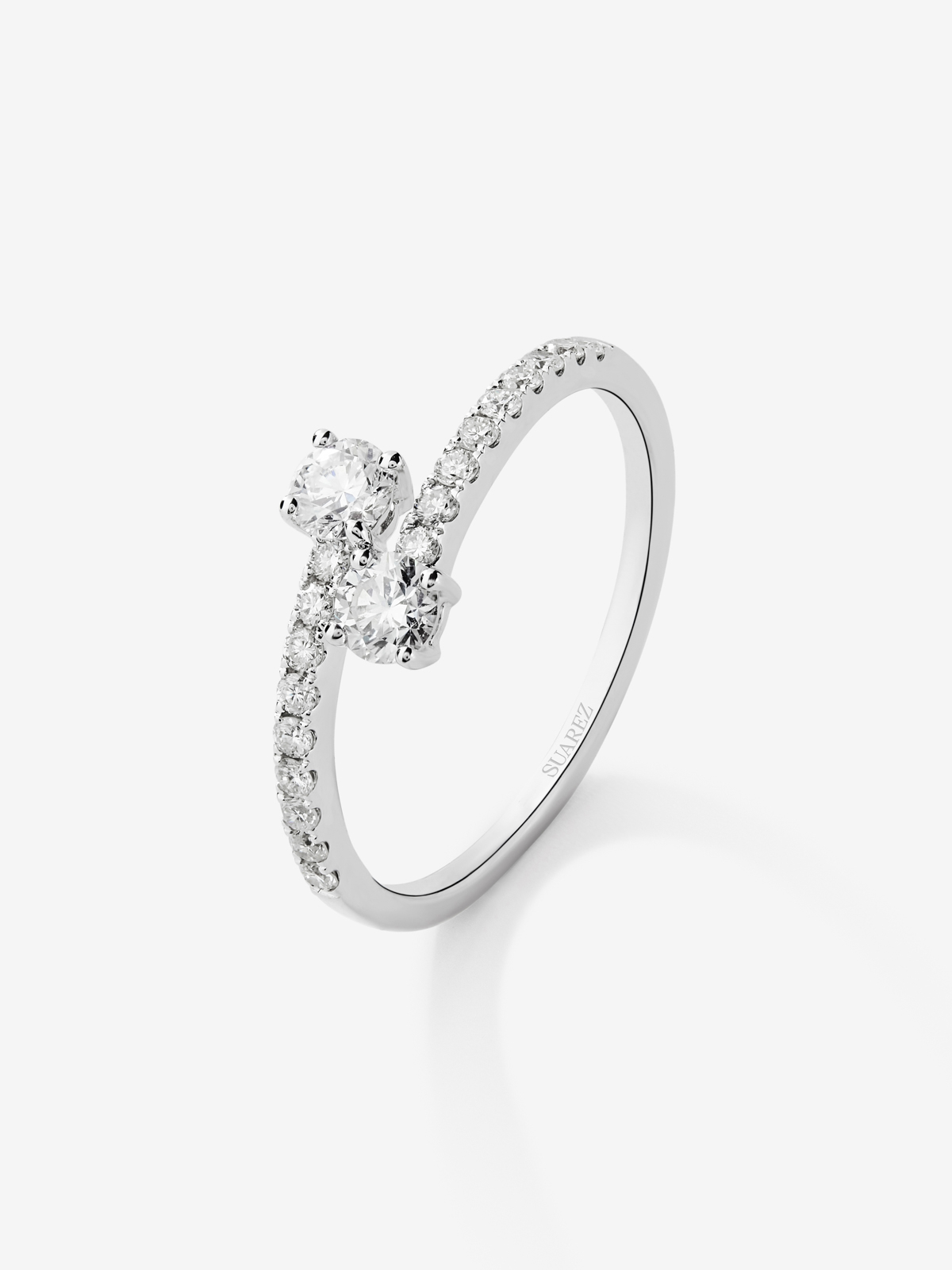 You and Me ring in 18K white gold with 20 brilliant-cut diamonds with a total of 0.49 cts