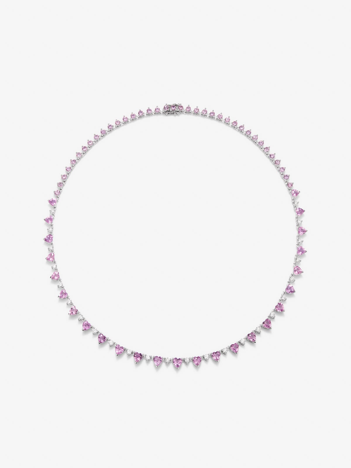 18K white gold necklace with 23 heart-cut pink sapphires with a total of 17.29 cts, 37 brilliant-cut diamonds with a total of 5.5 cts and 22 brilliant-cut diamonds with a total of 2.26 cts