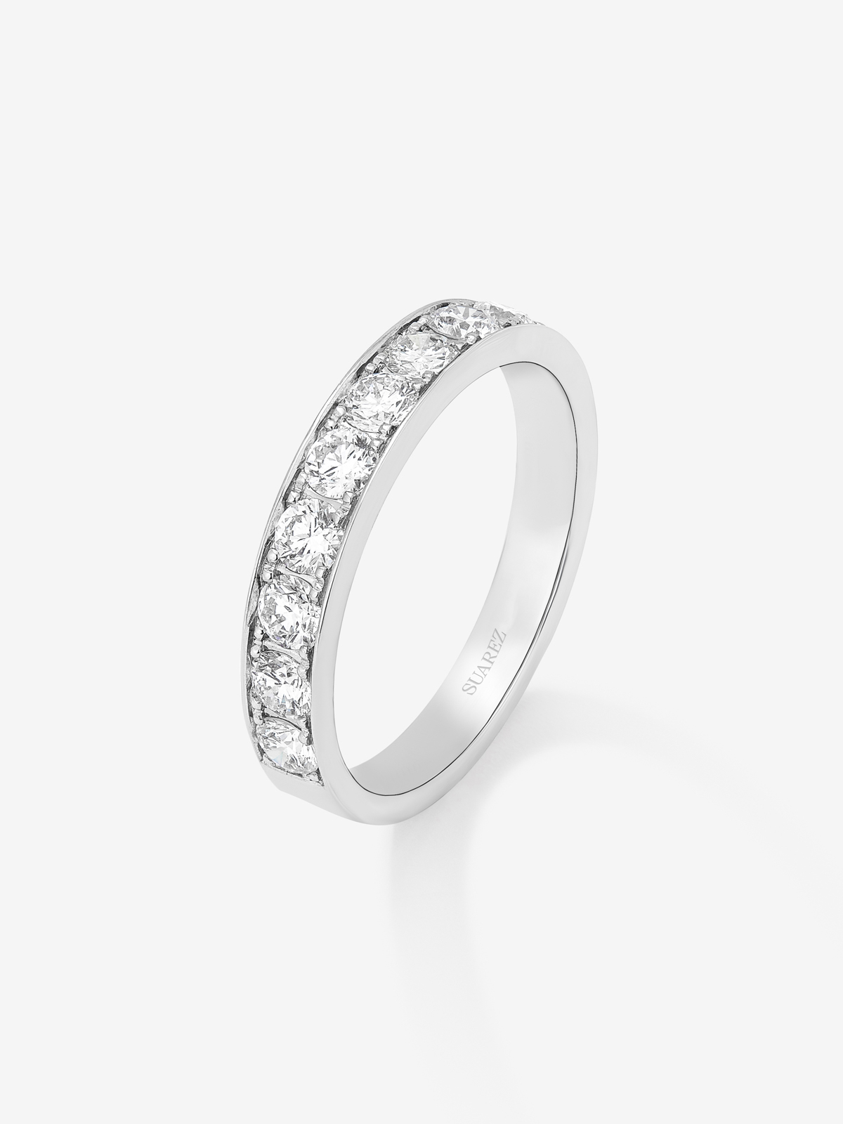 Half ring in 18K white gold with 10 brilliant-cut diamonds with a total of 0.7 cts