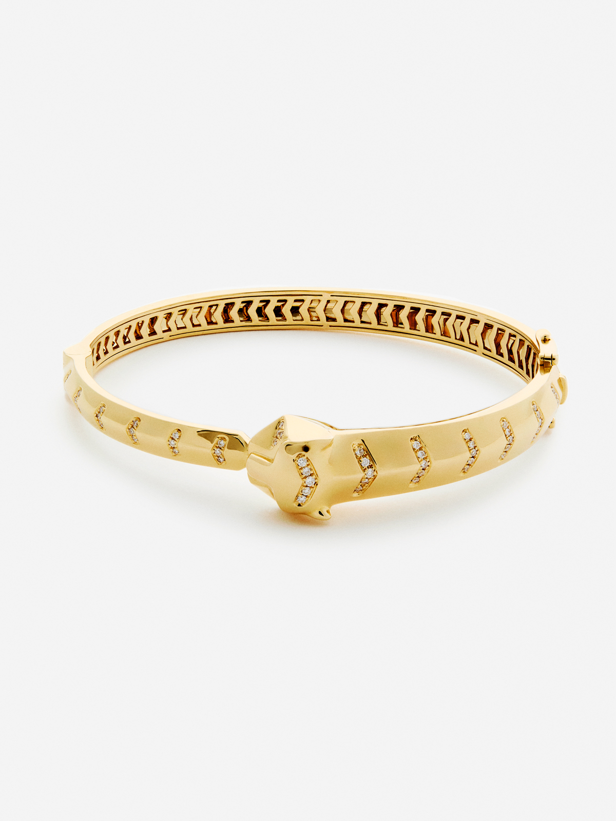 Rigid 18K yellow gold bracelet with 61 brilliant-cut diamonds with a total of 0.23 cts and a tiger shape